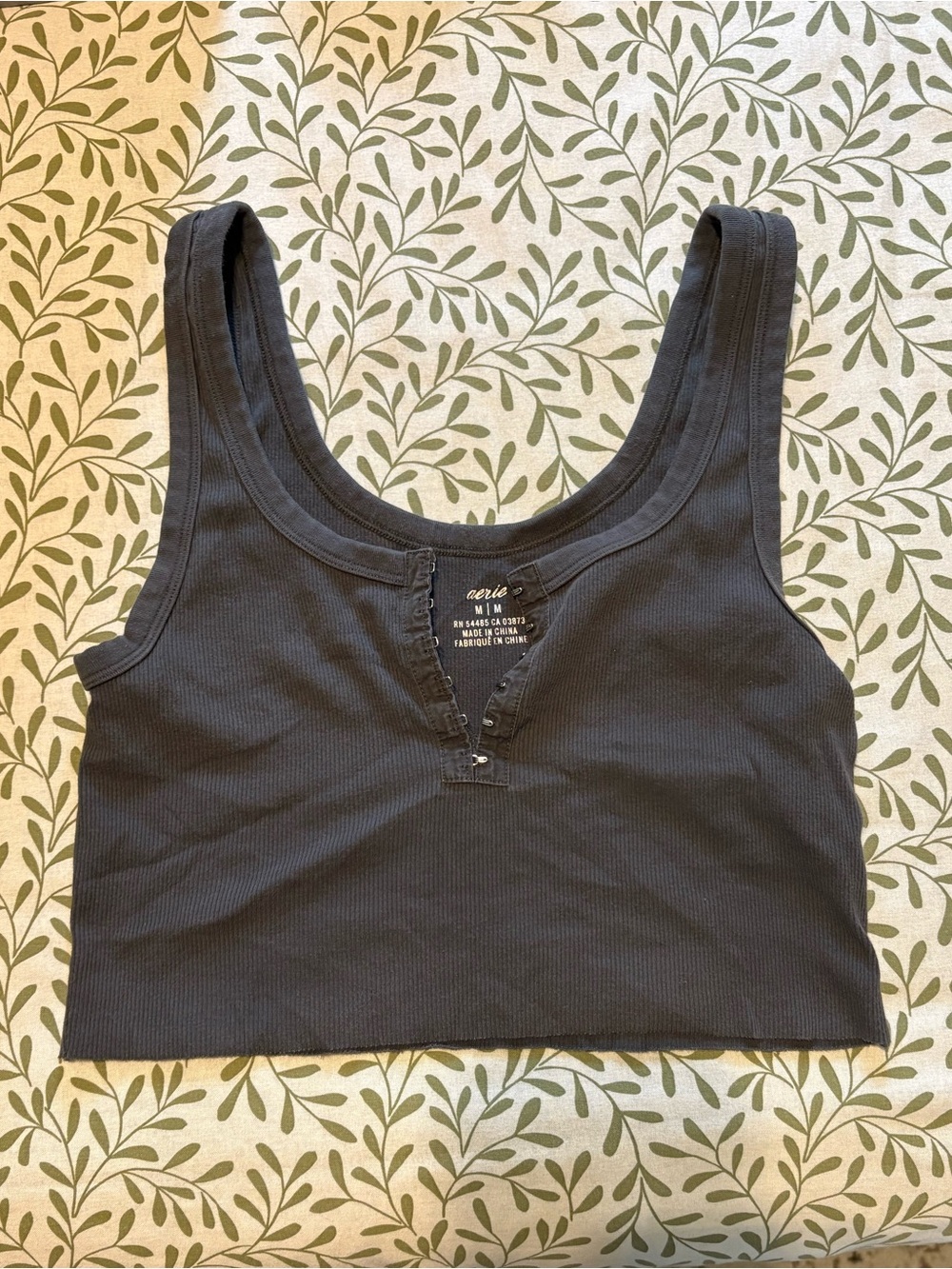 aerie Black Ribbed Scoop V-Notch Crop Tank